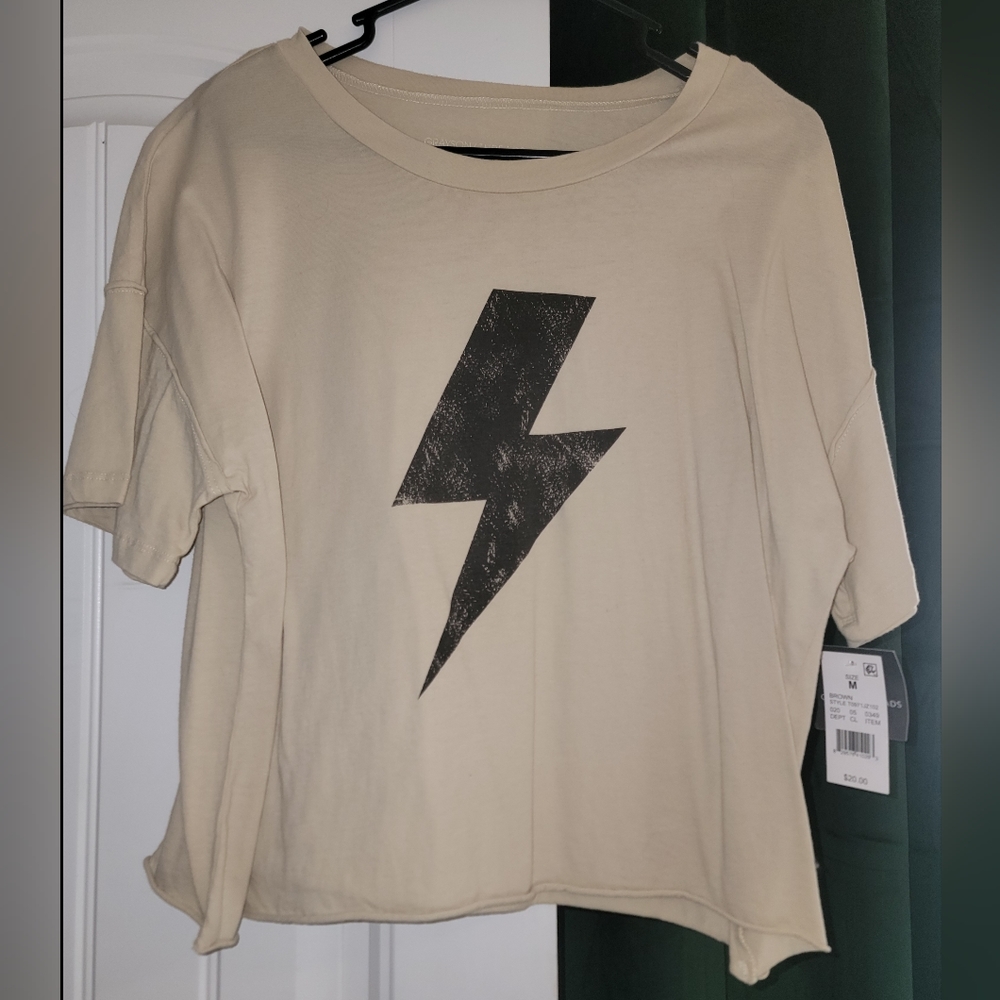 Lightening bolt t-shirt - slightly cropped